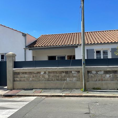 Maison Chaleureuse Avec Terrasse Privative Proche De La Gare Et Du Centre-Ville Рошфор Екстер'єр фото