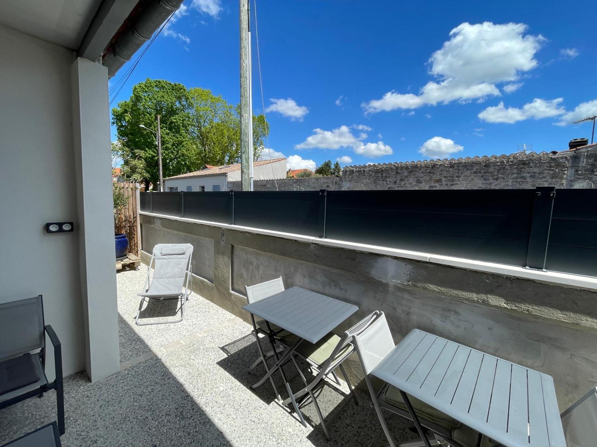 Maison Chaleureuse Avec Terrasse Privative Proche De La Gare Et Du Centre-Ville Рошфор Екстер'єр фото